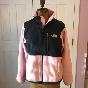 Woman’s North Face Denali 2 jacket, size M